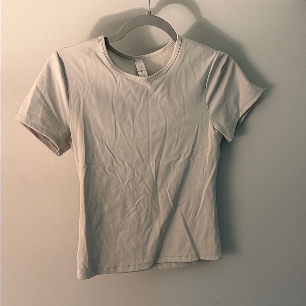 Yogalicious Short Sleeve Tee in Light Gray